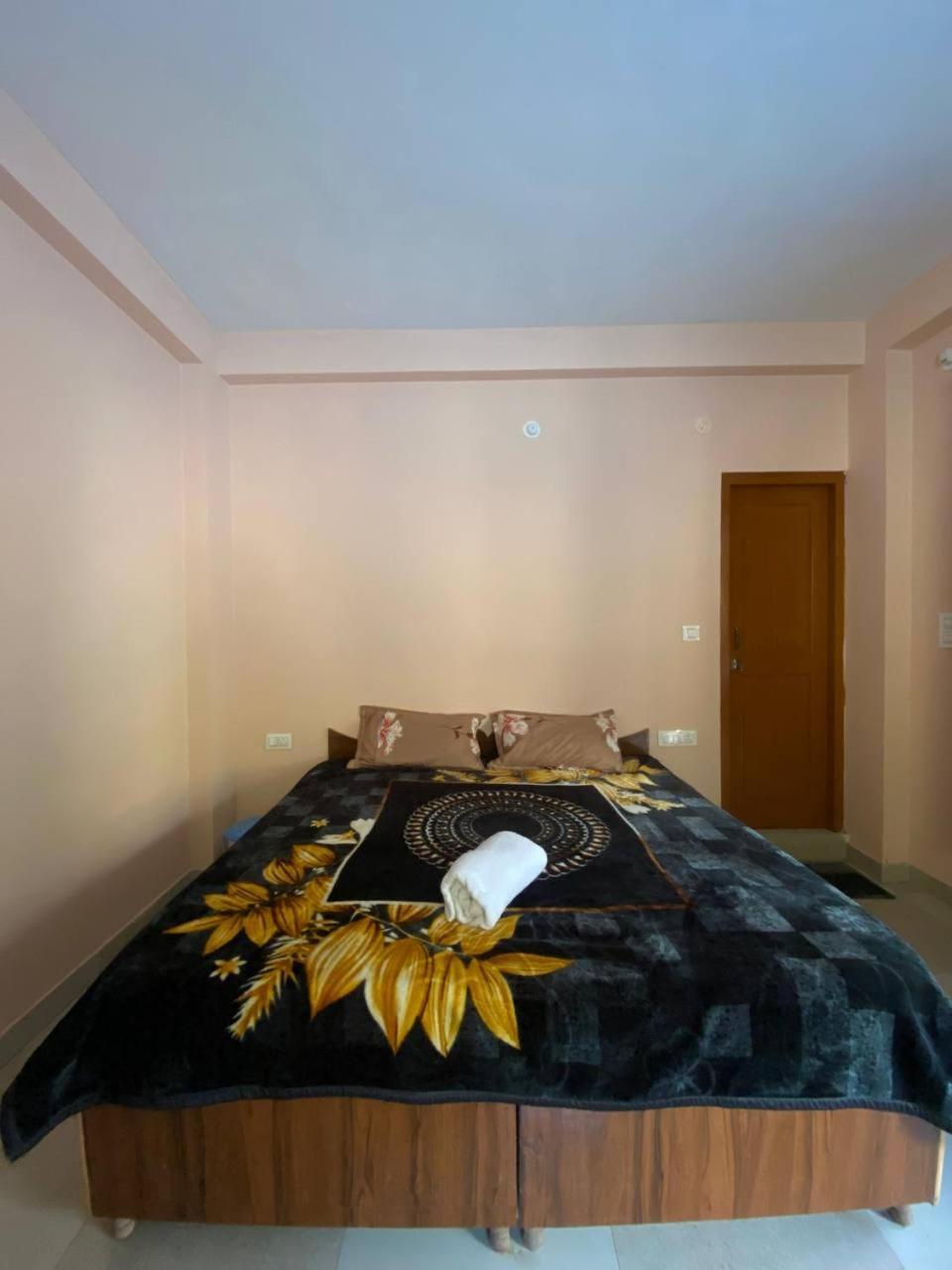 Hom House Of Mannmauji Riverside Kasol Esterno foto