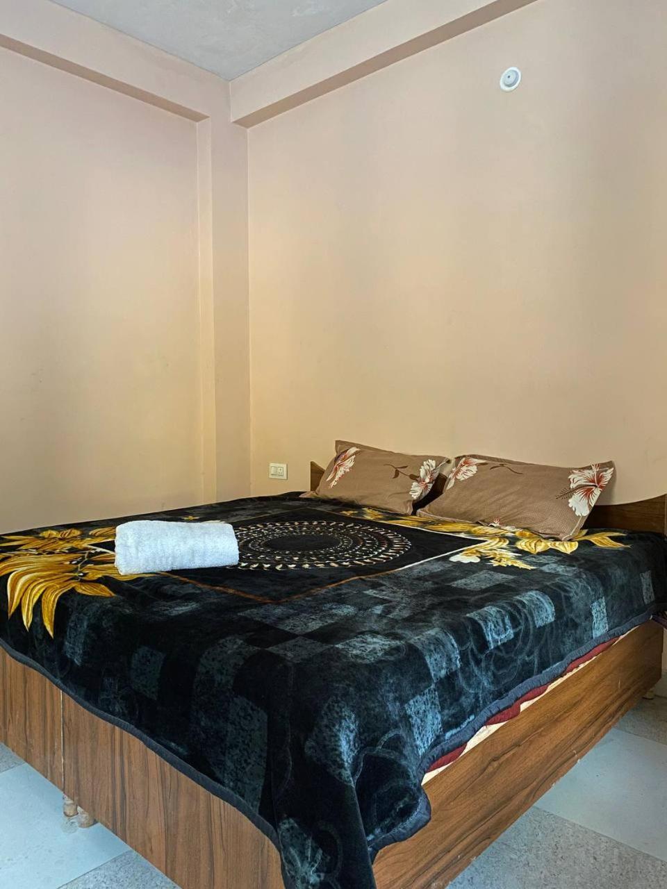 Hom House Of Mannmauji Riverside Kasol Esterno foto